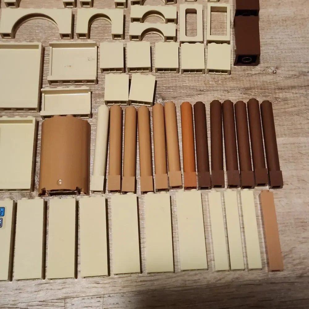 LEGO Lot of 82 TAN & BROWN Castle Arches Wall Panels Pillars Windows